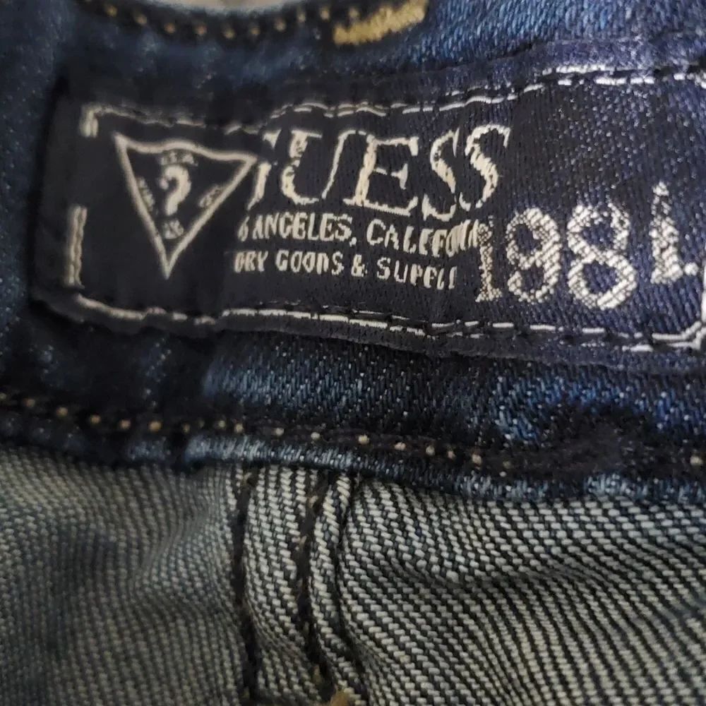 Guess Dark Wash Denim Shorts - Picture 6 of 7